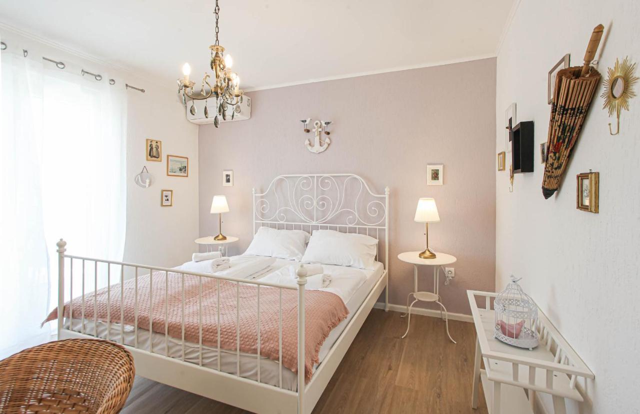 Sherlock'S Holidays Boutique Rooms Portorož Exteriör bild