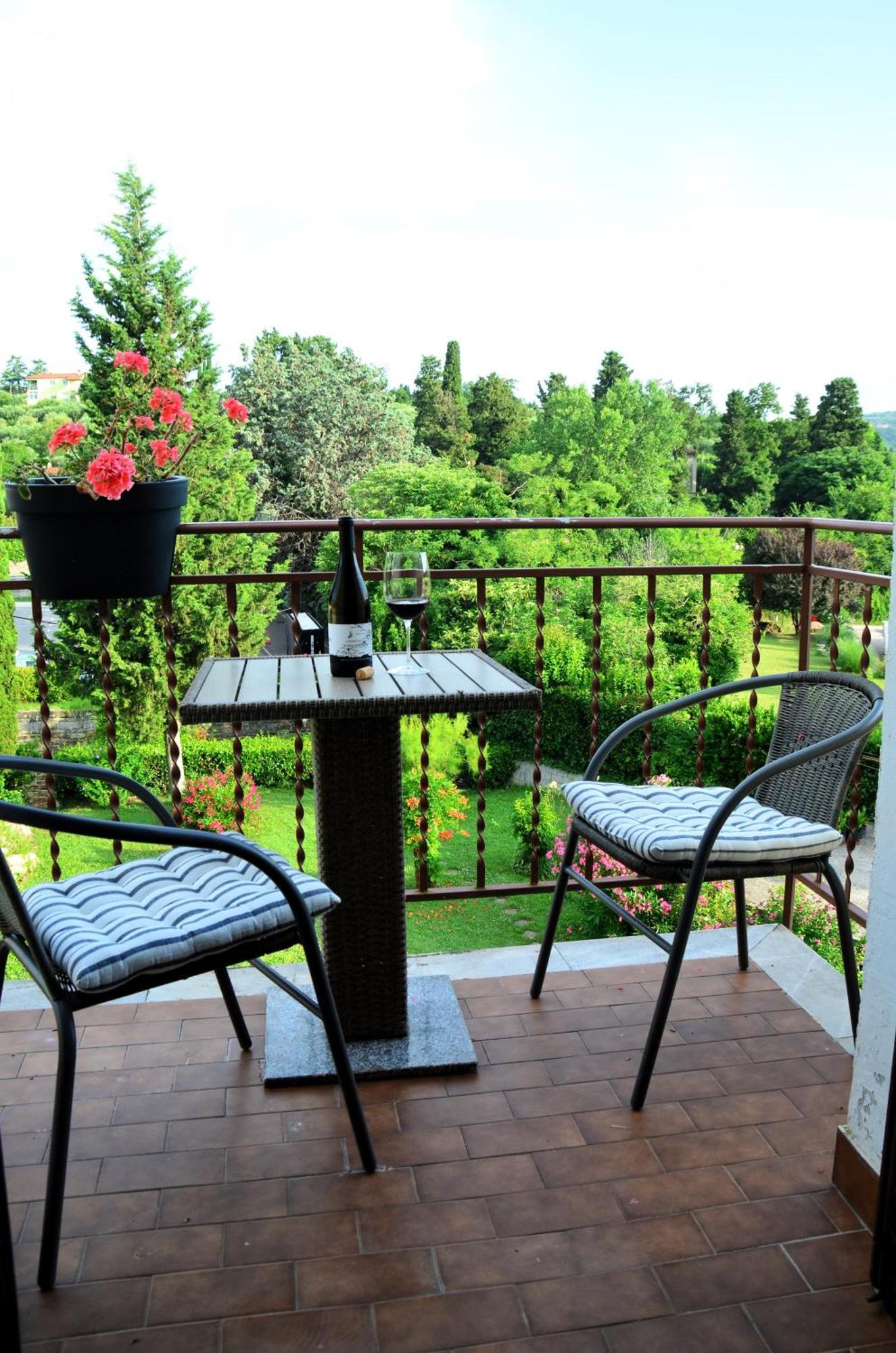 Sherlock'S Holidays Boutique Rooms Portorož Exteriör bild
